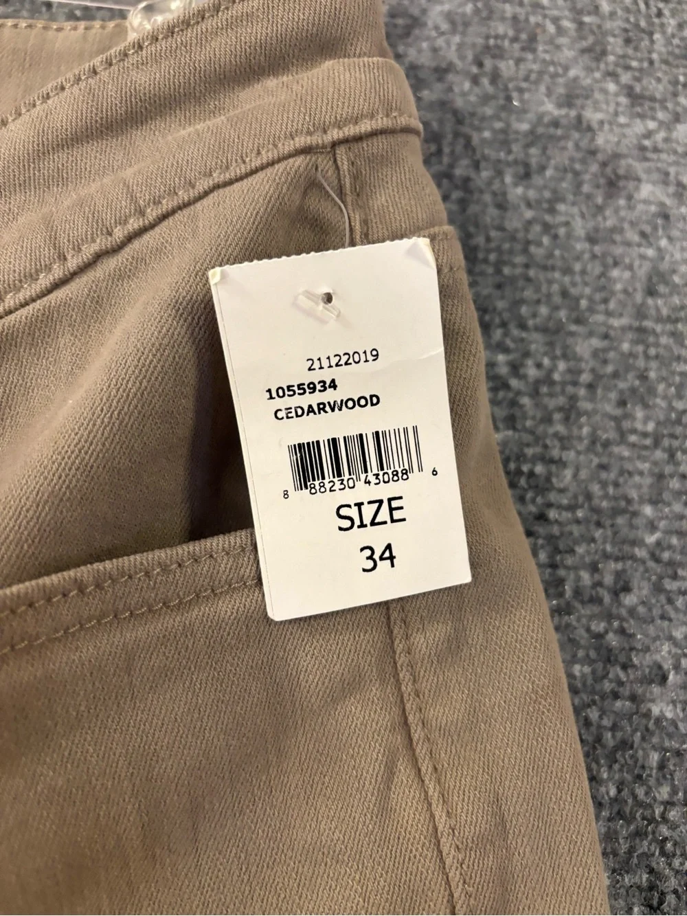 DL1961 Russell Slim Straight Cedarwood W34 X L34 NWT